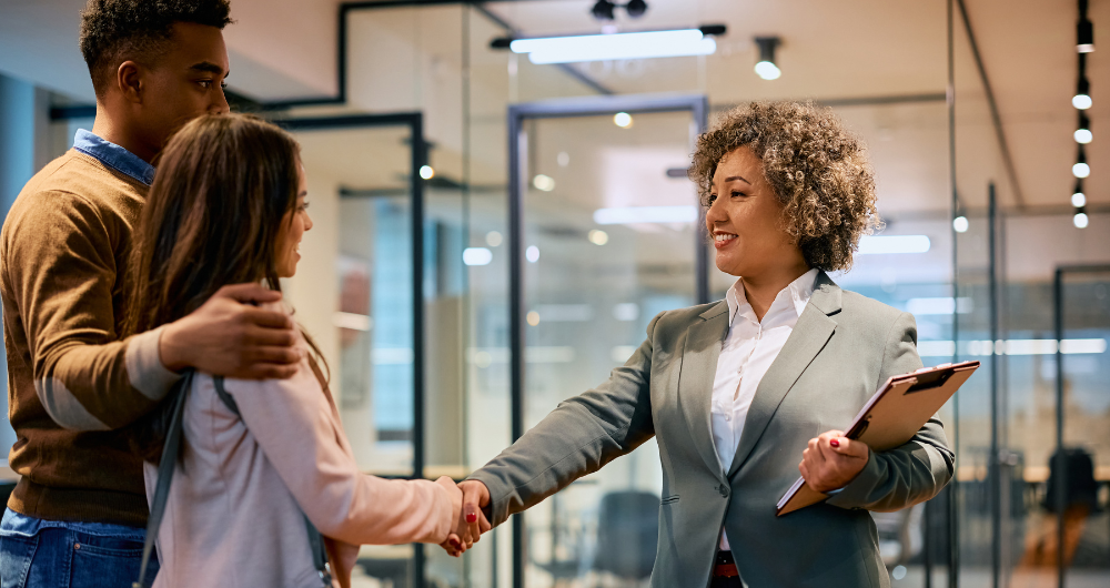 10 estrategias de los bancos para subir la satisfacción del cliente